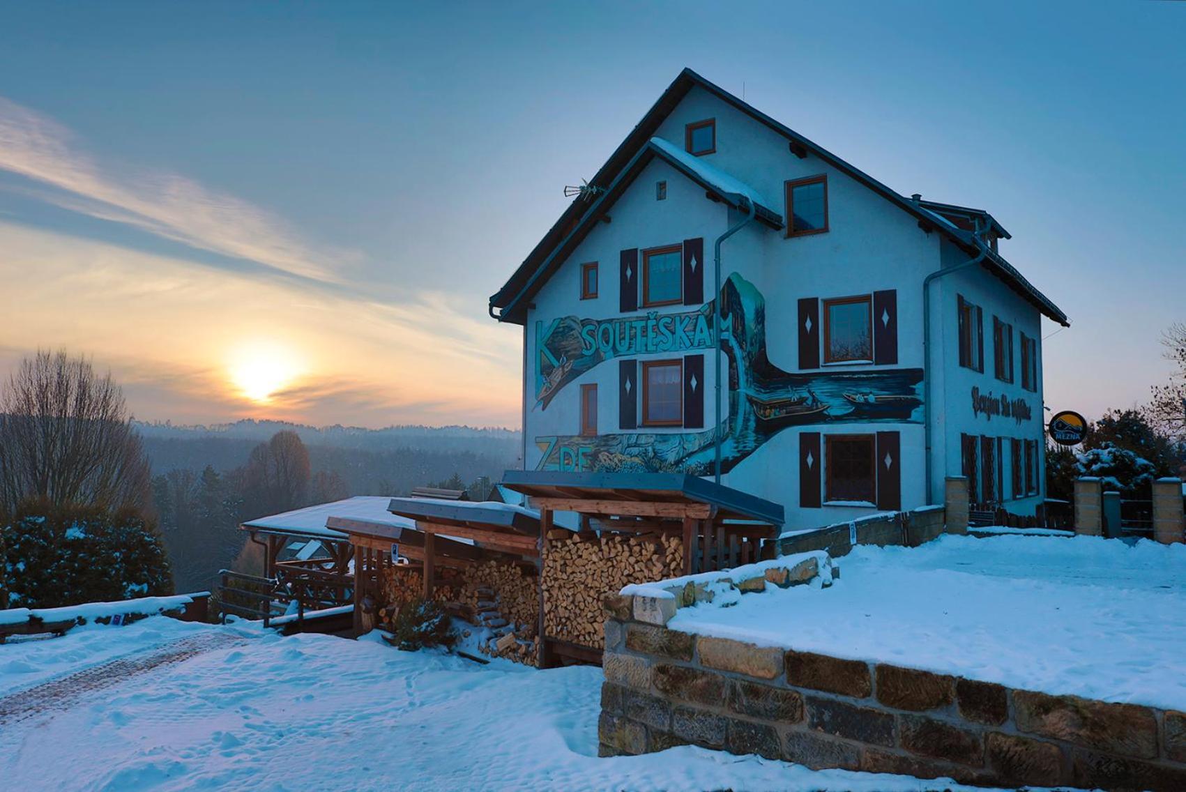 Resort Mezna Hřensko Extérieur photo