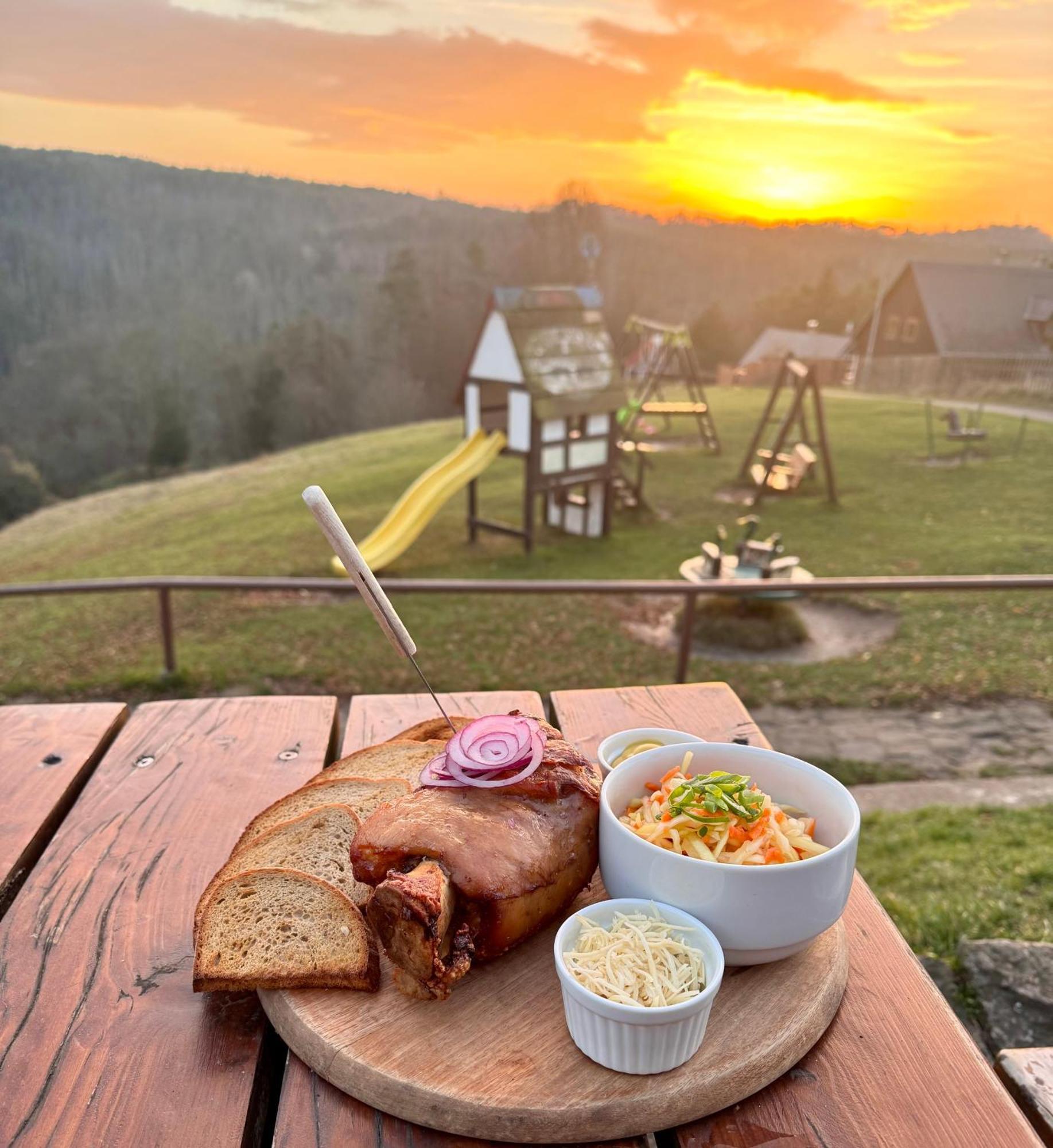 Resort Mezna Hřensko Extérieur photo